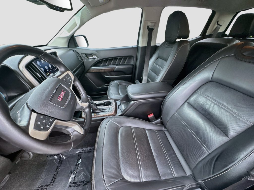 Used 2022 GMC Canyon Denali RWD image 22