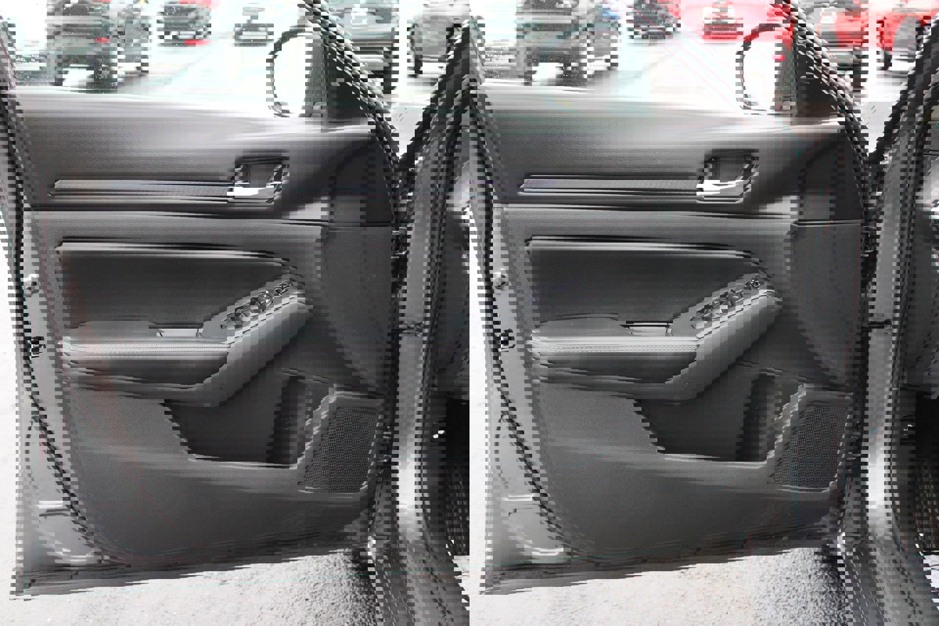 Used 2024 Nissan Altima 2.5 SV image 11