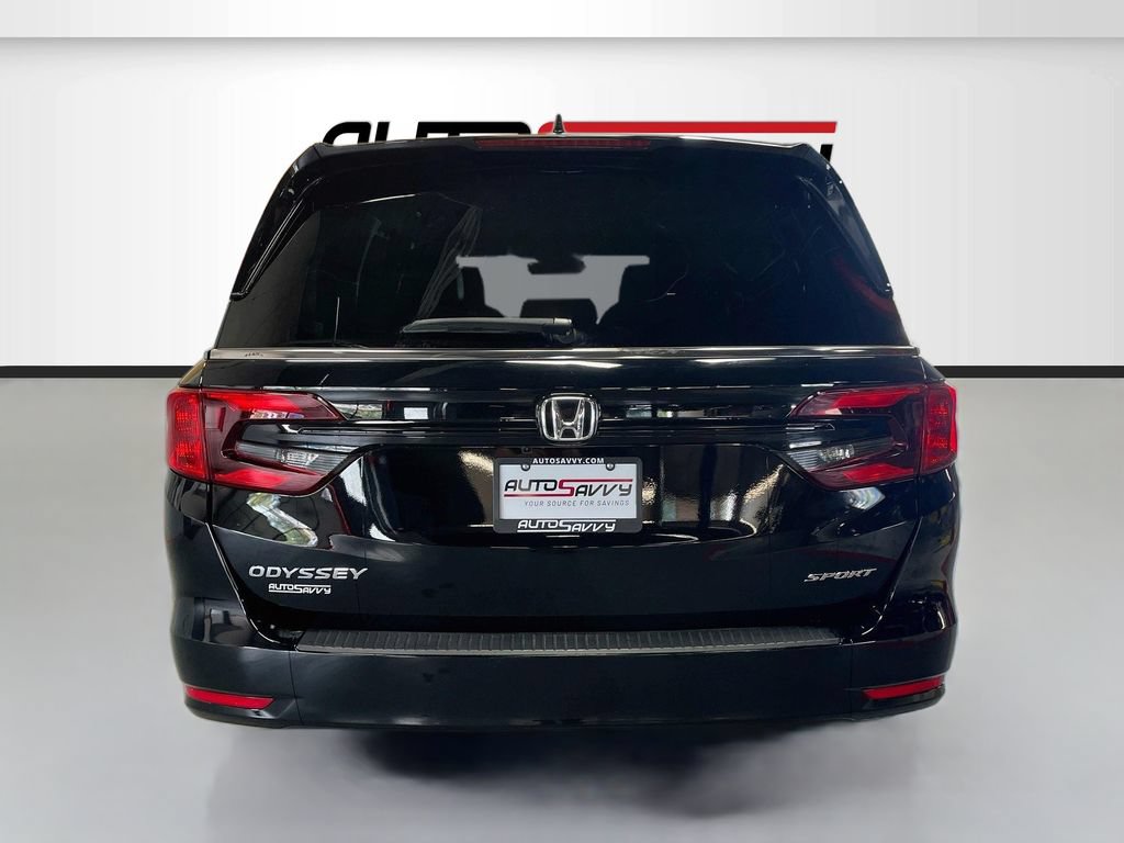 Used 2024 Honda Odyssey Sport image 6