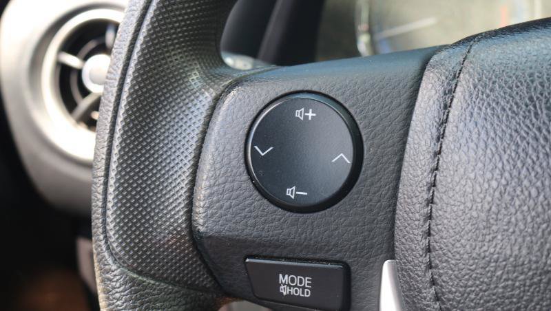 Used 2019 Toyota Corolla LE FWD image 8