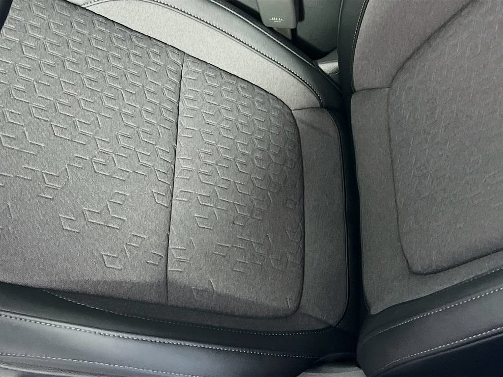 New 2026 Kia Seltos S FWD image 16