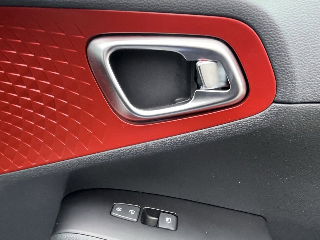 Certified 2023 Kia Soul GT-Line image 13