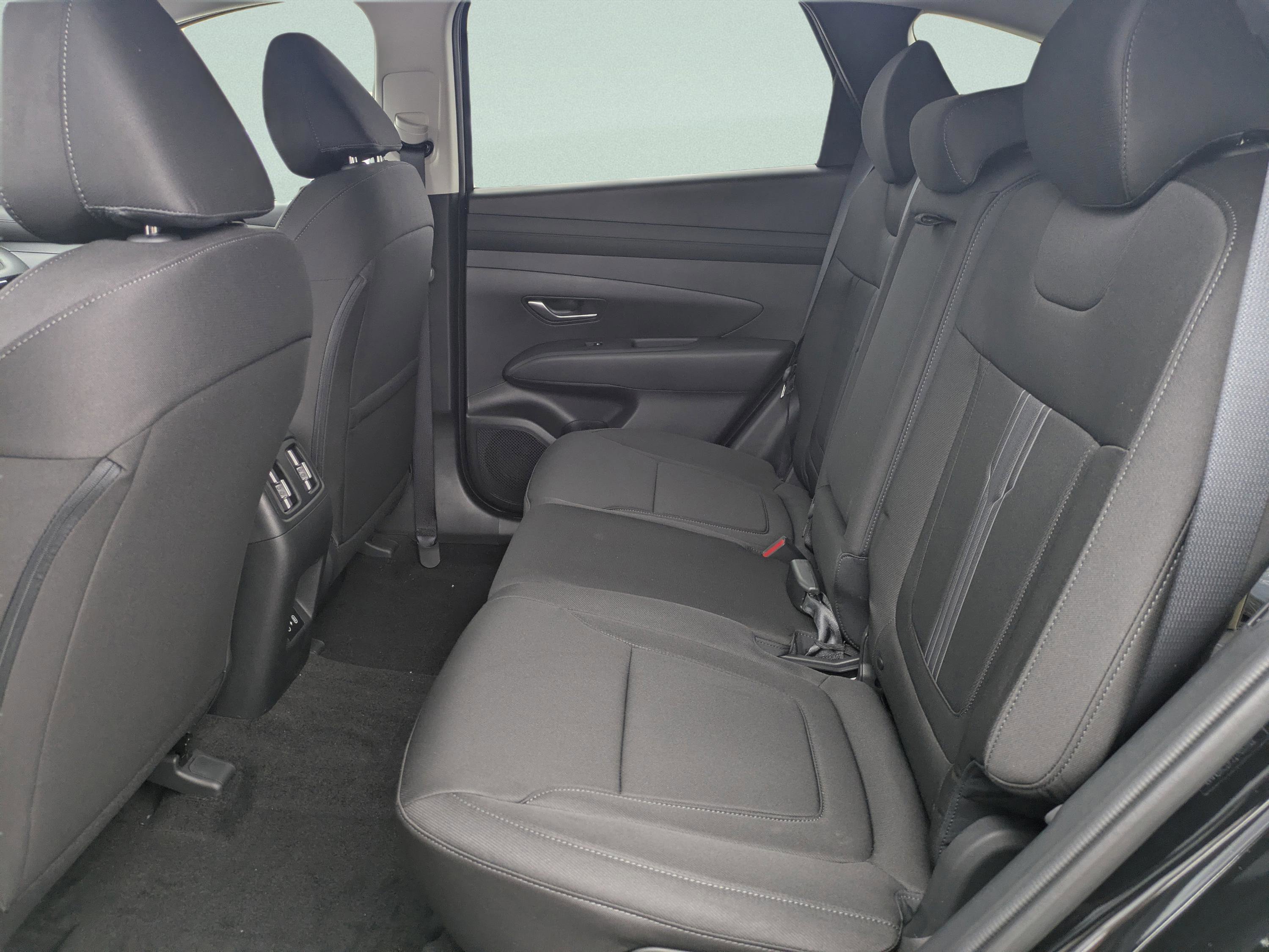 New 2026 Hyundai Tucson Limited image 18