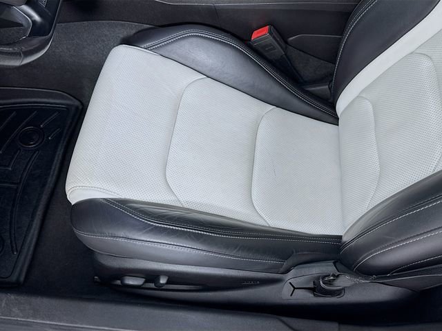 Used 2018 Chevrolet Camaro SS image 22