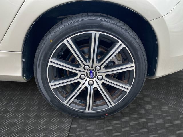 Used 2018 Volvo S60 T5 Inscription image 33