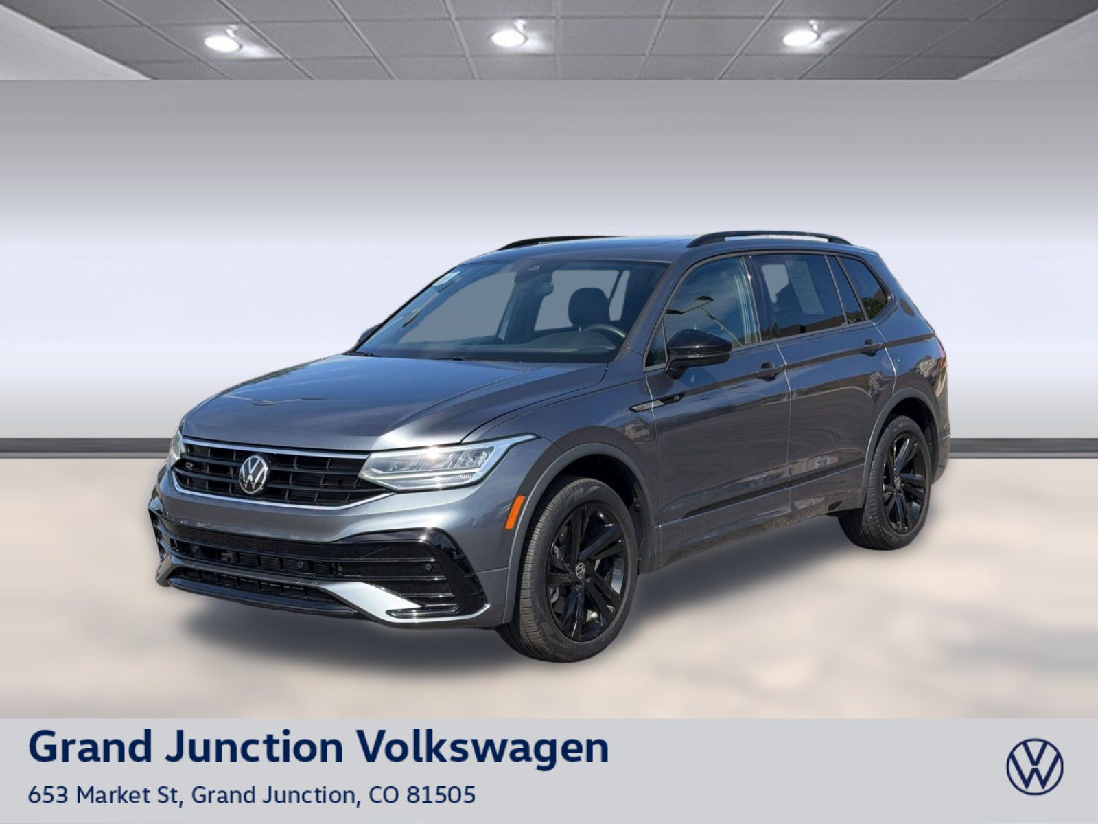 Used 2023 Volkswagen Tiguan SE R-Line