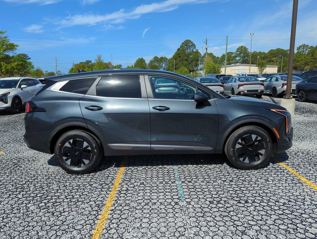 New 2026 Kia Sportage LX FWD image 8