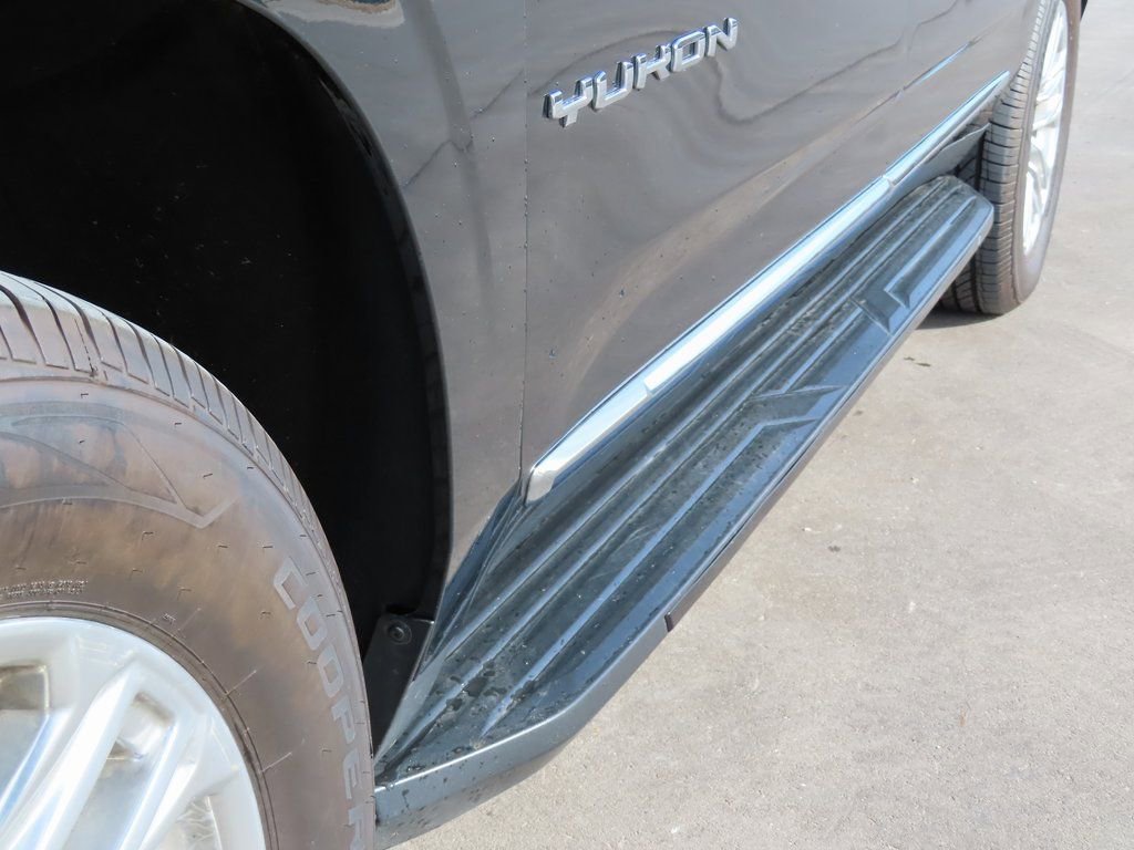 Used 2021 GMC Yukon XL SLT image 14