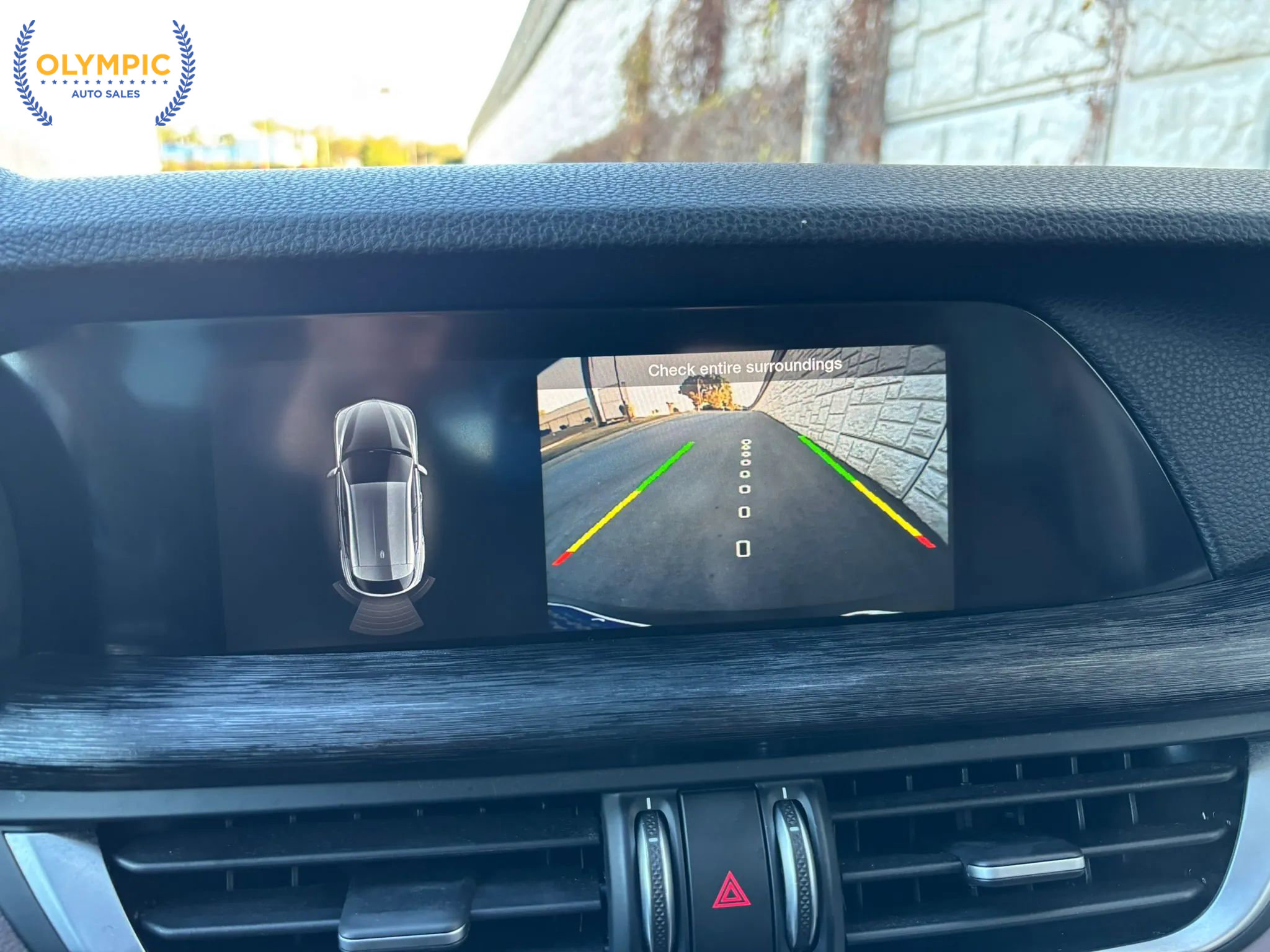 Used 2020 Alfa Romeo Stelvio image 28