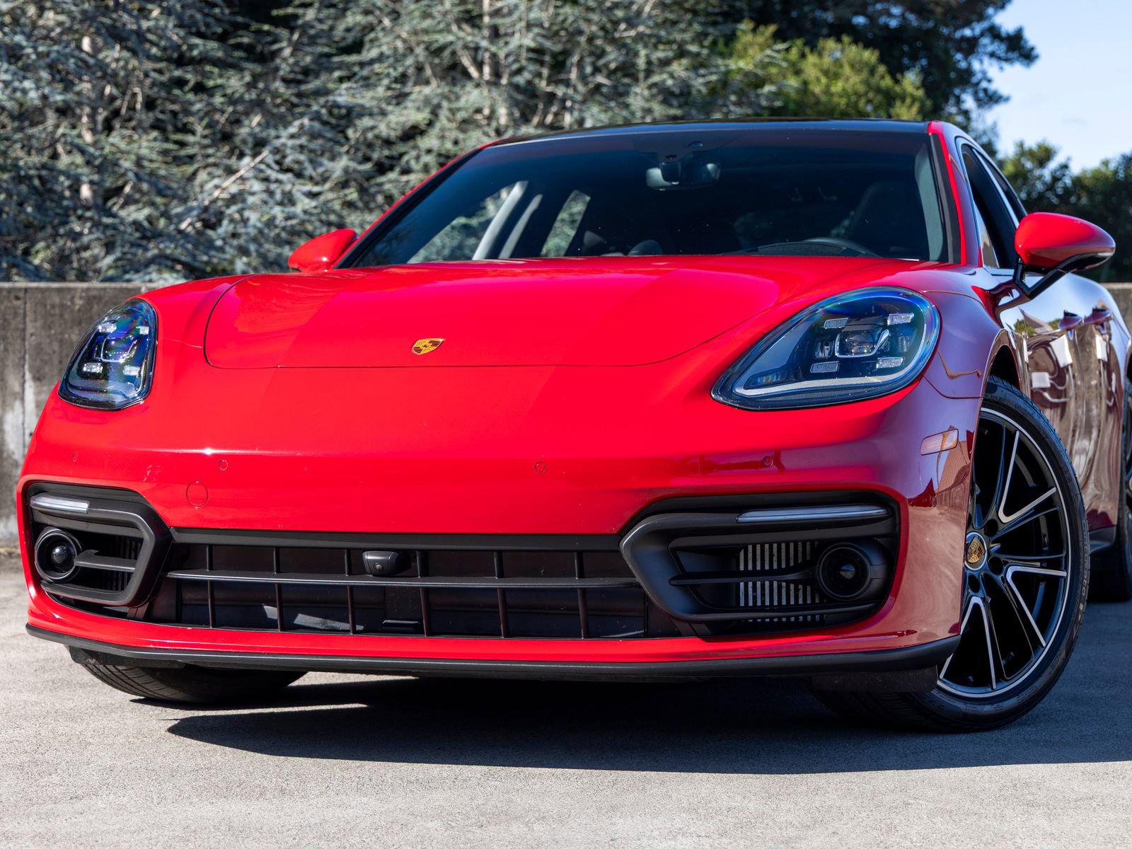 Certified 2023 Porsche Panamera Platinum Edition image 7