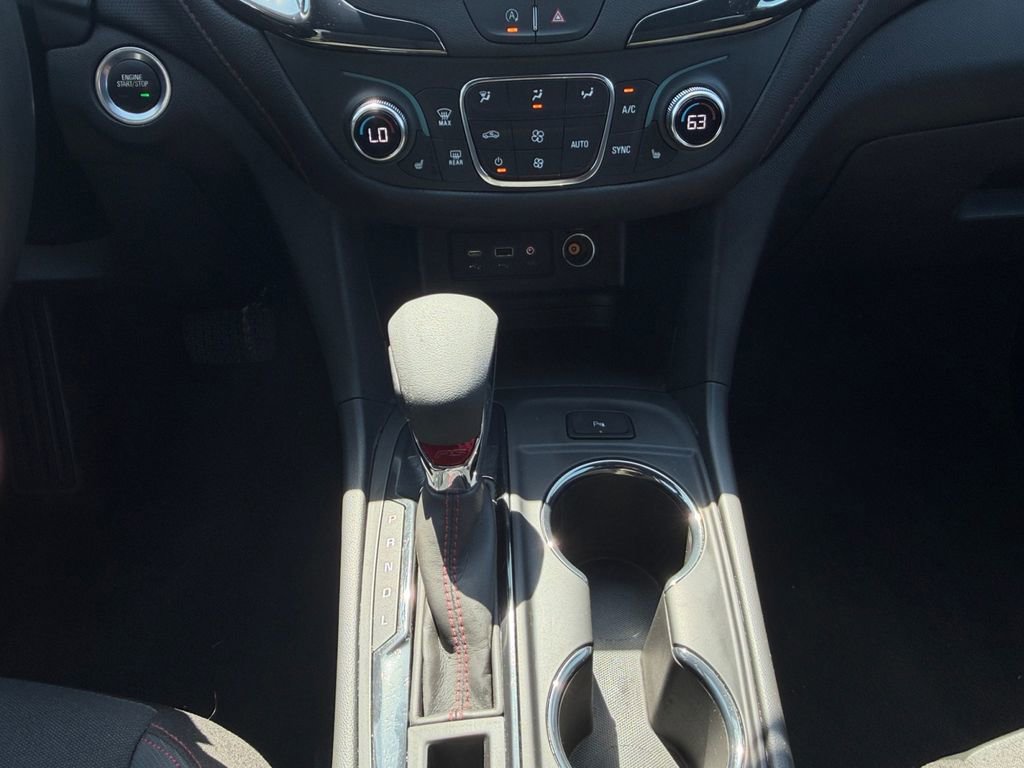 Used 2023 Chevrolet Equinox RS image 11