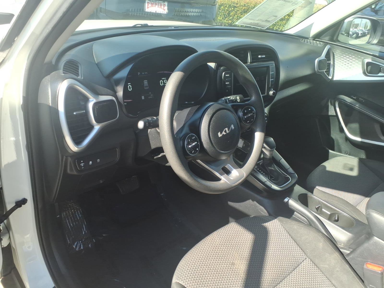 Used 2023 Kia Soul LX w/ Option Group 015 image 15