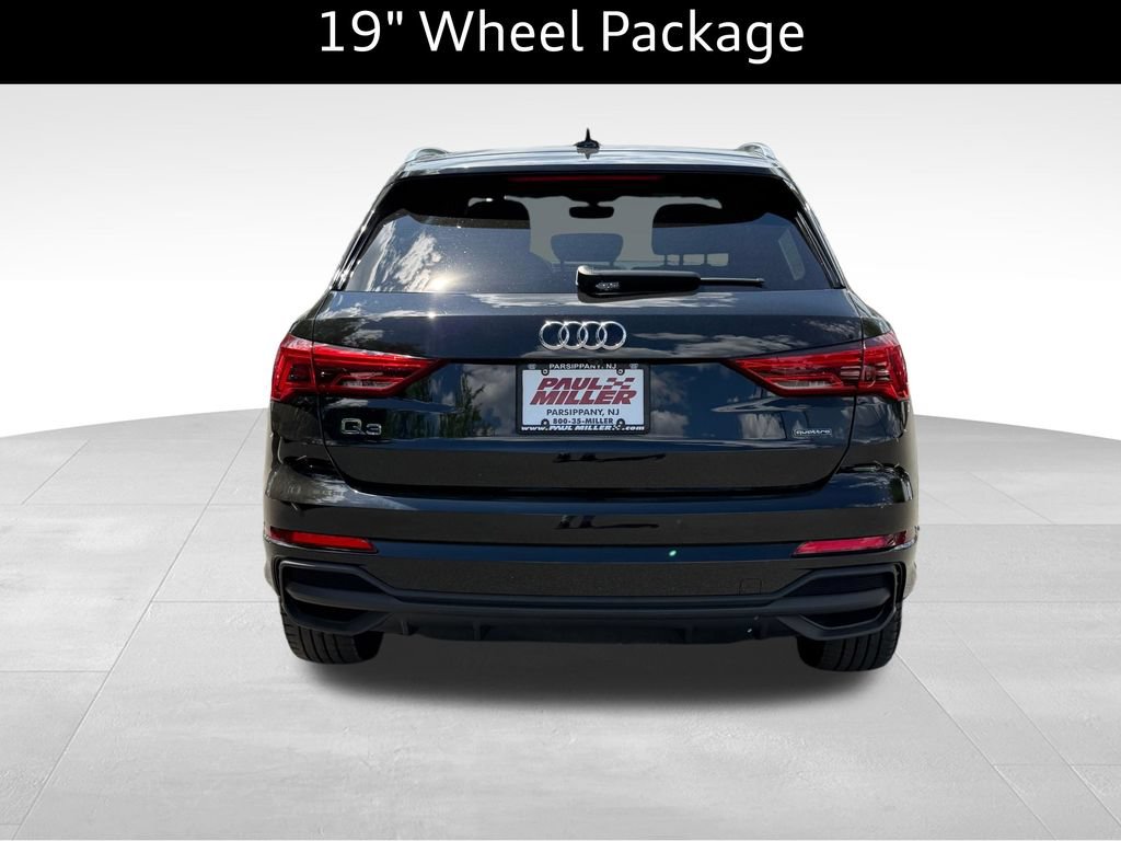Used 2023 Audi Q3 2.0T Premium Plus w/ Premium Plus Package AWD/4WD image 7