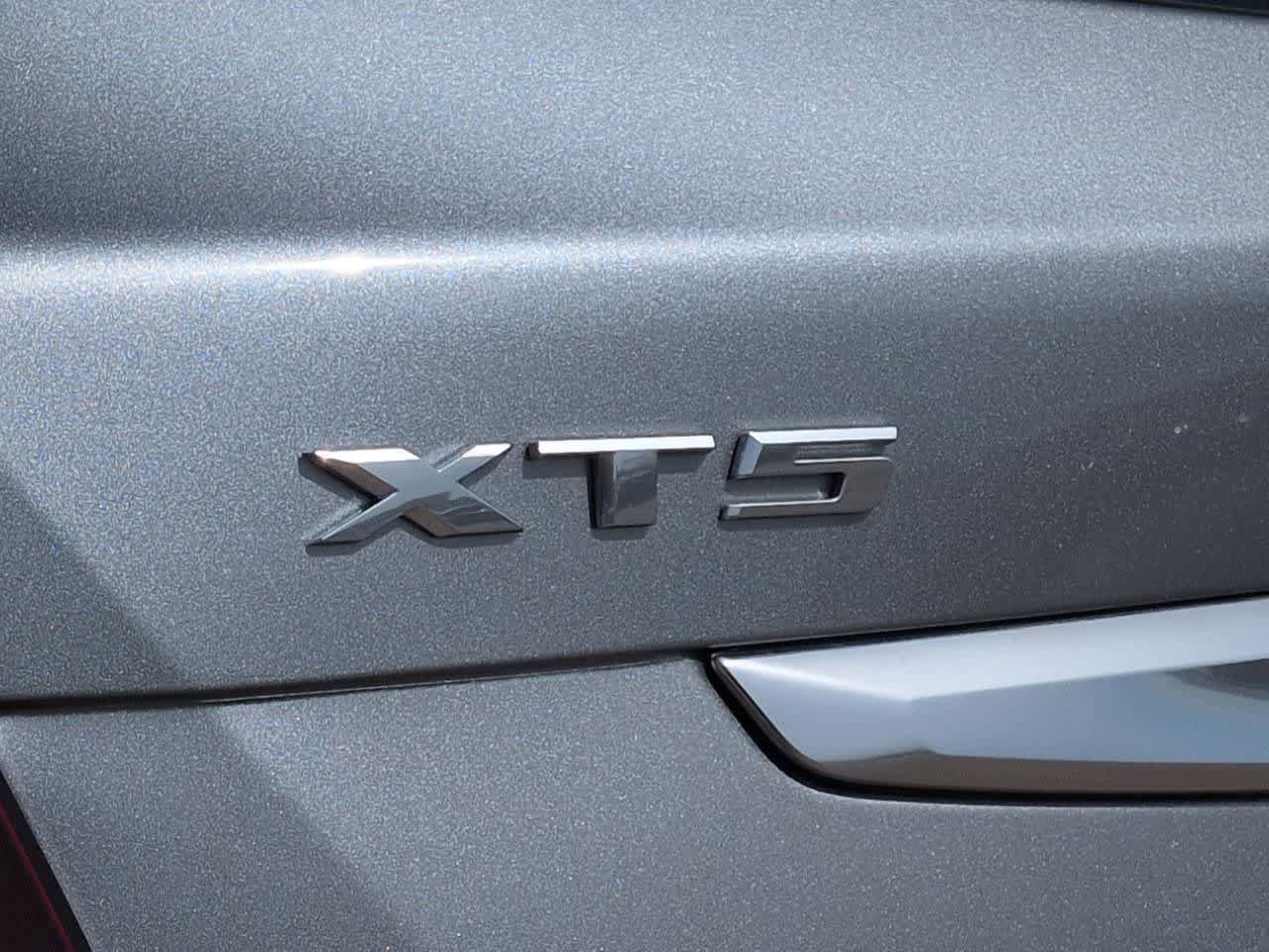 Used 2023 Cadillac XT5 Luxury AWD/4WD image 12
