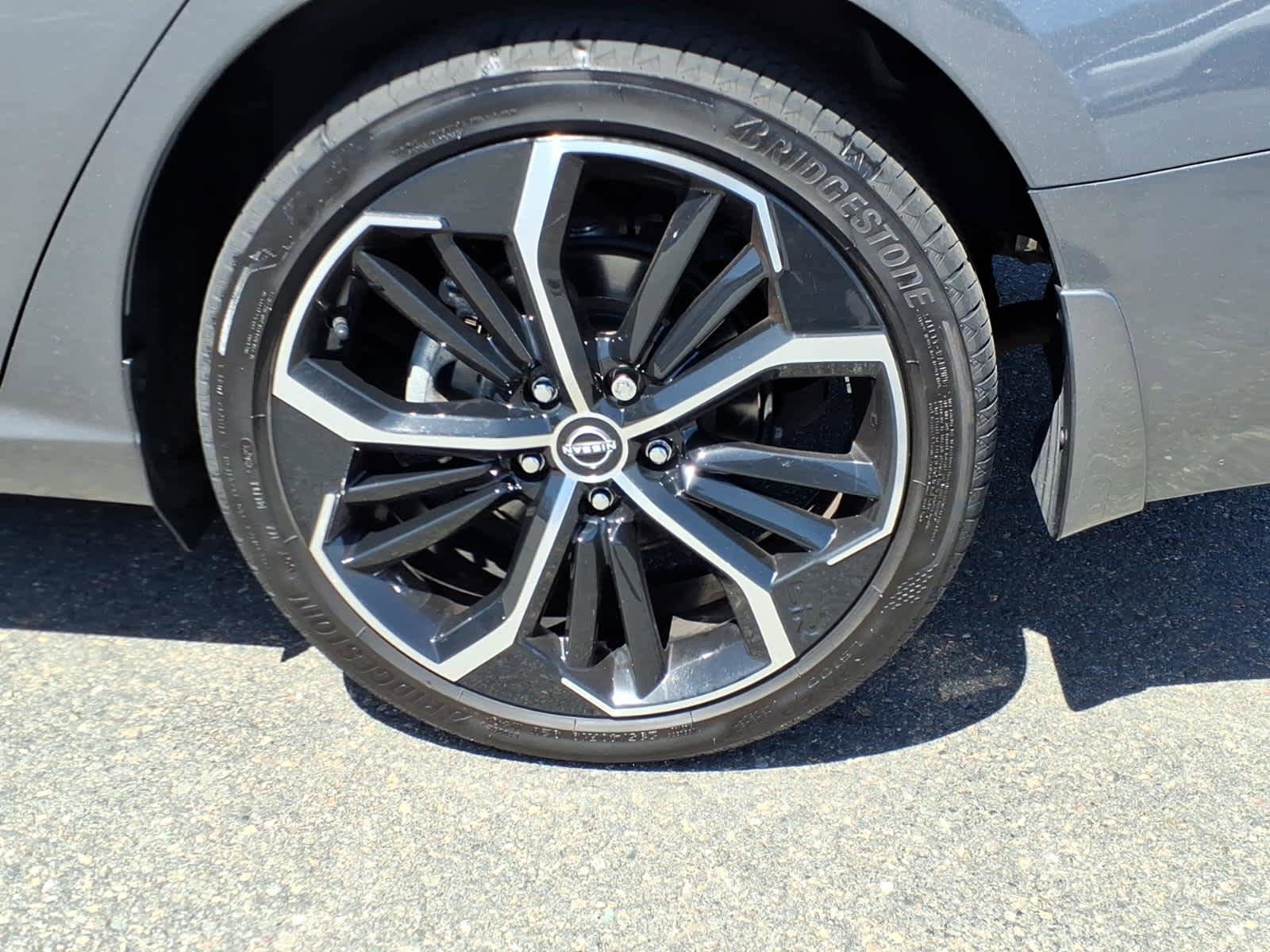 Certified 2024 Nissan Altima 2.5 SR AWD/4WD image 9