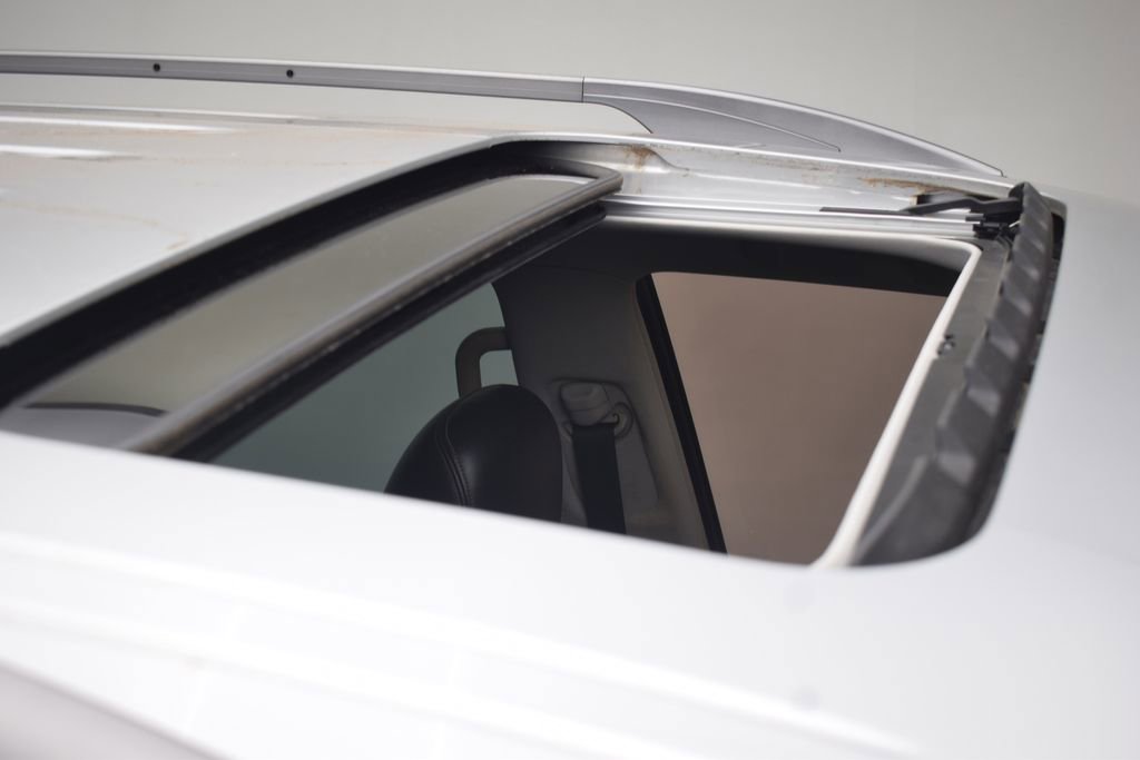 Used 2019 Nissan Armada SL w/ Premium Package image 17