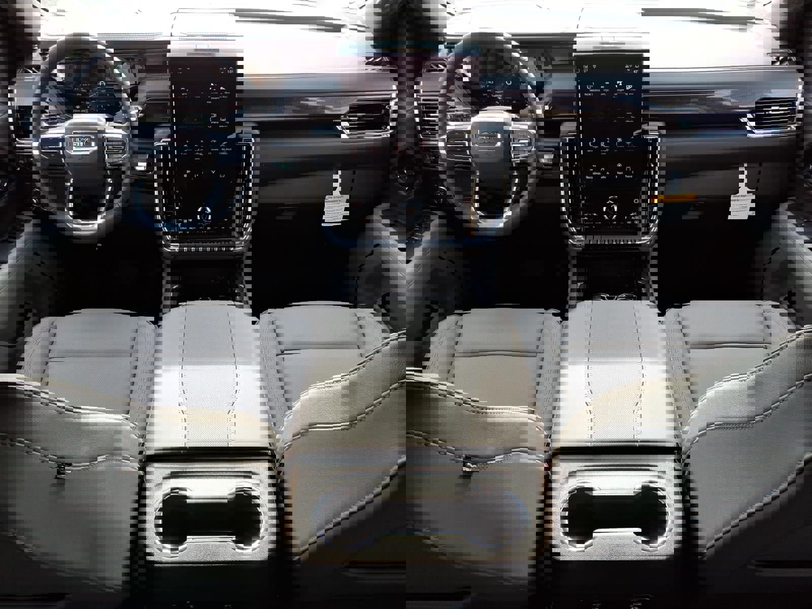 New 2026 GMC Yukon Elevation image 10