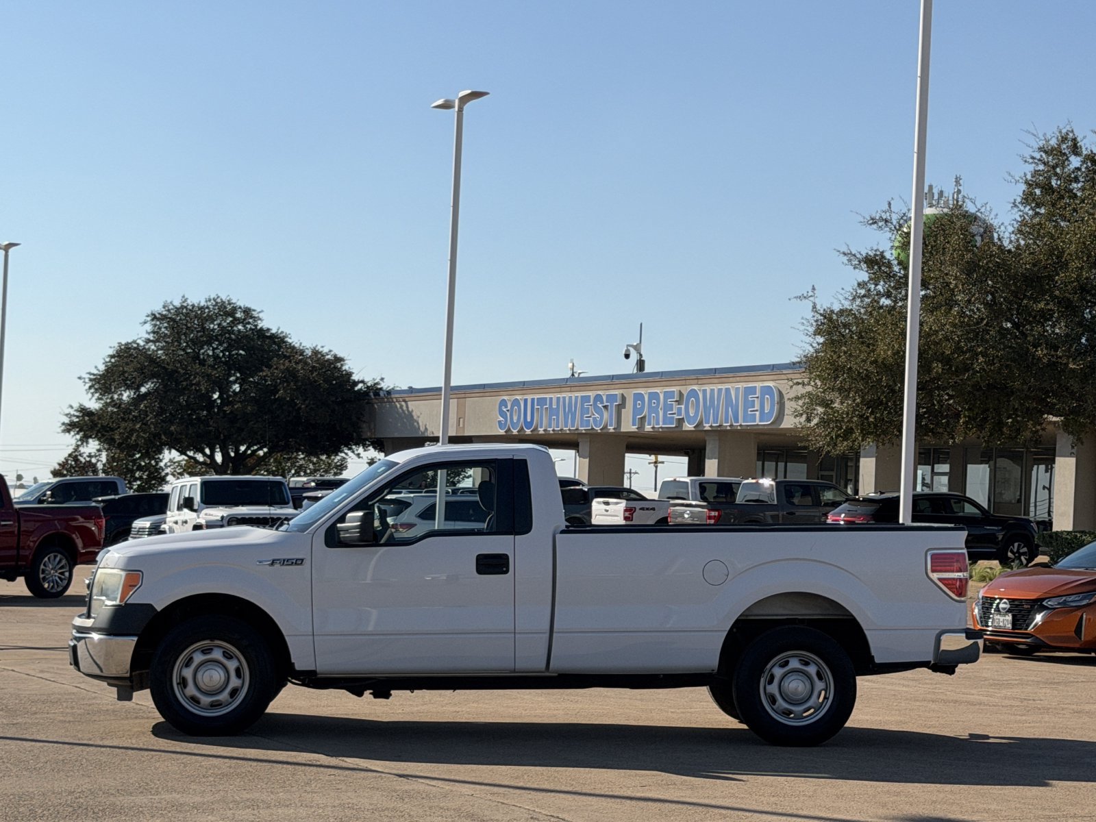 Used 2014 Ford F150 XL w/ Equipment Group 101A Mid RWD image 7