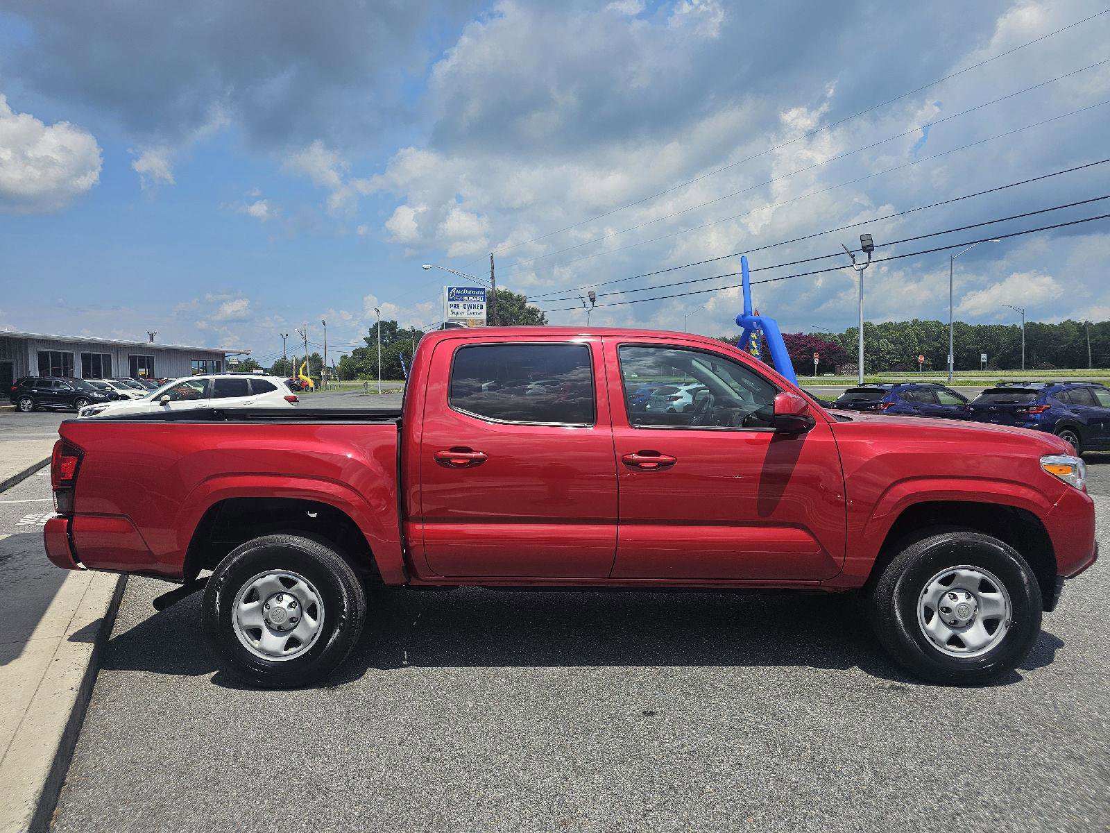 Used 2023 Toyota Tacoma SR image 4
