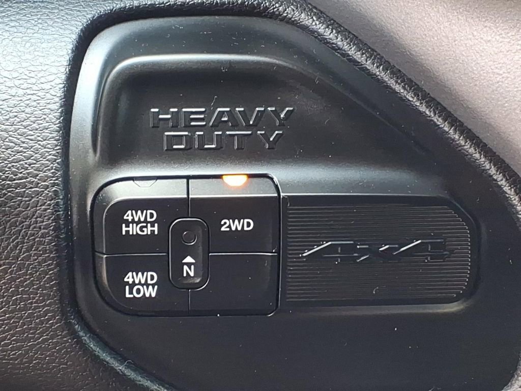 Certified 2023 RAM 2500 Big Horn w/ Night Edition AWD/4WD image 8