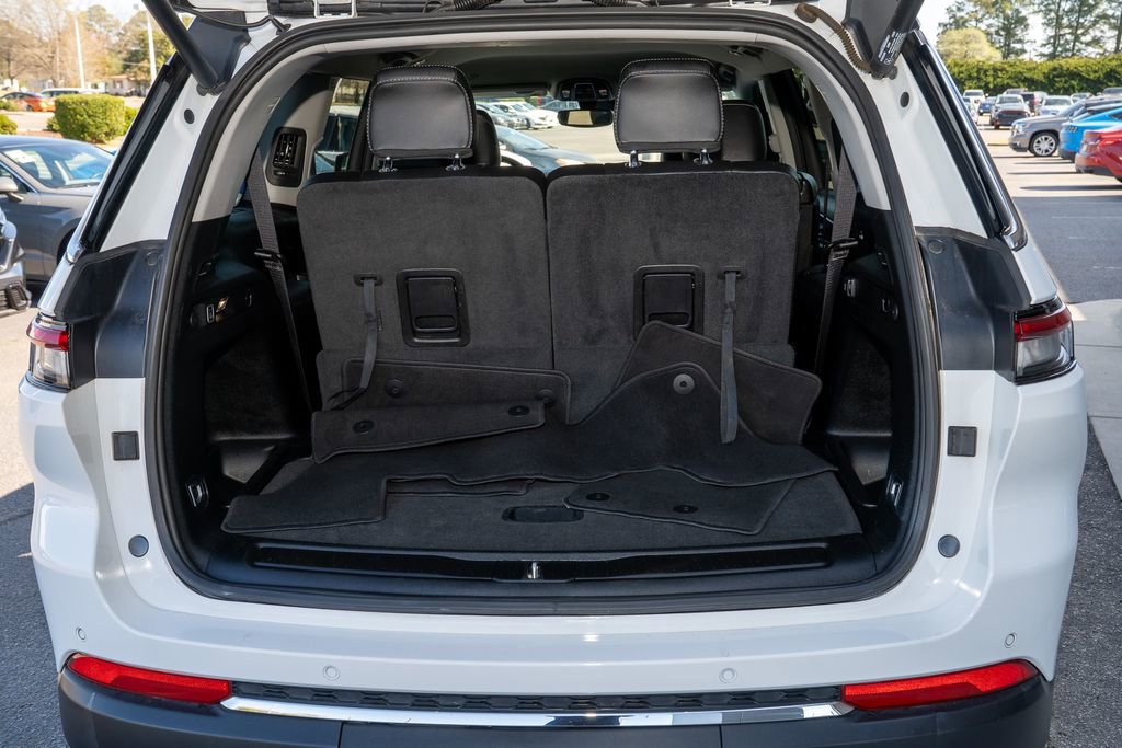 Used 2022 Jeep Grand Cherokee L Limited image 5