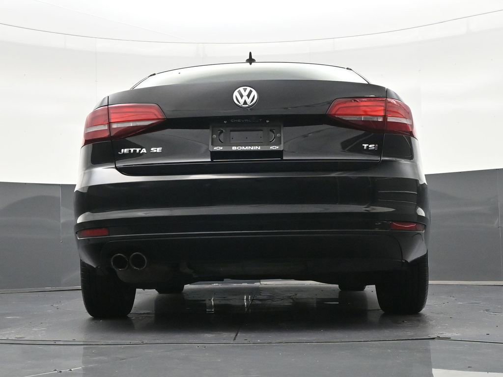 Used 2018 Volkswagen Jetta SE FWD image 21