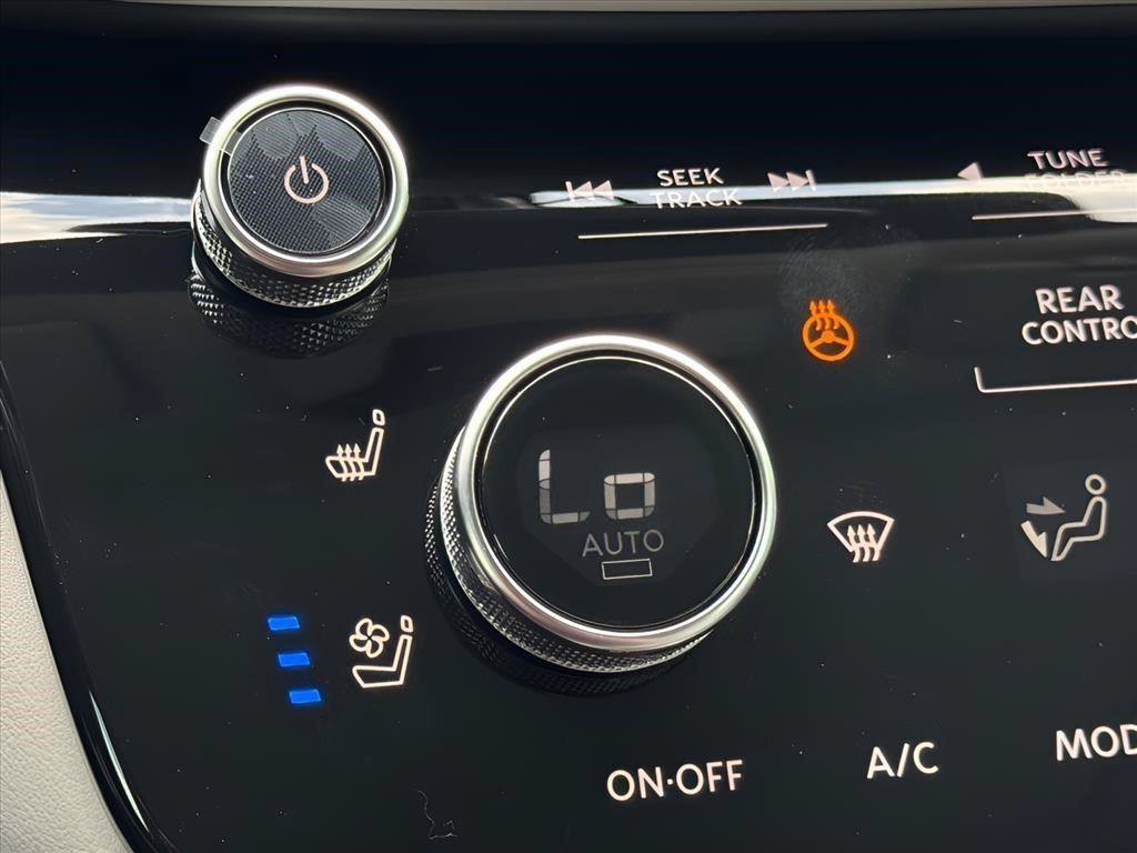 New 2027 INFINITI QX60 Luxe w/ Cargo Package FWD image 18