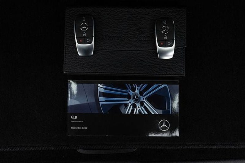 Used 2024 Mercedes-Benz GLB 250 4MATIC w/ Driver Assistance Package image 56