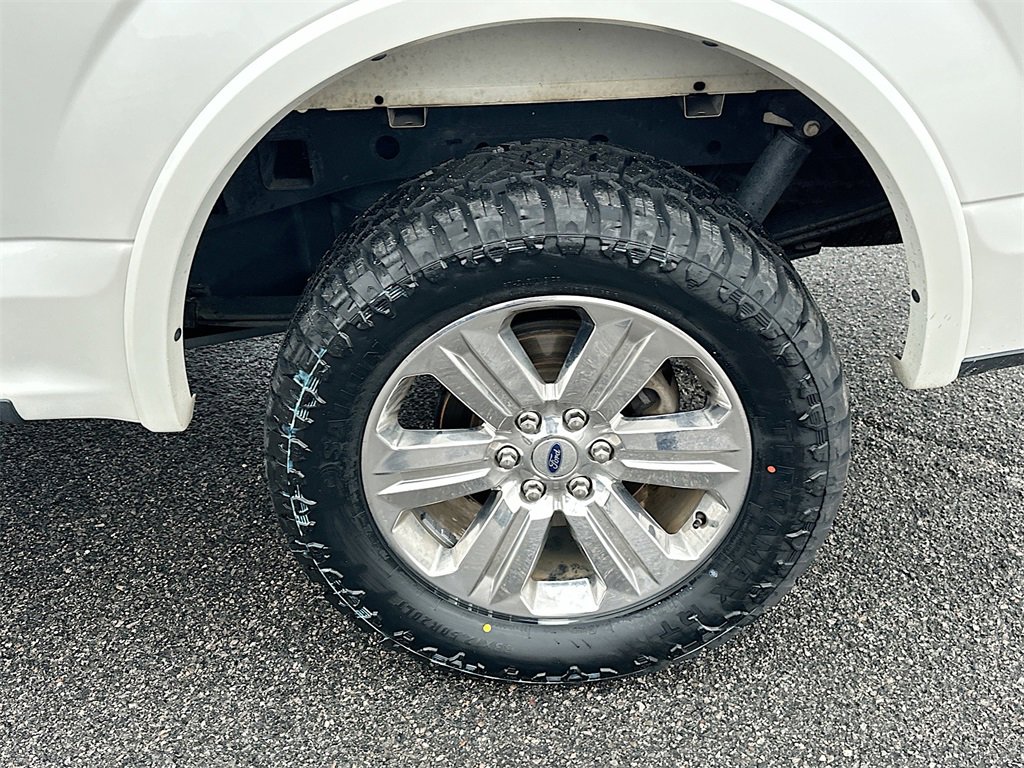 Certified 2019 Ford F150 Lariat image 24