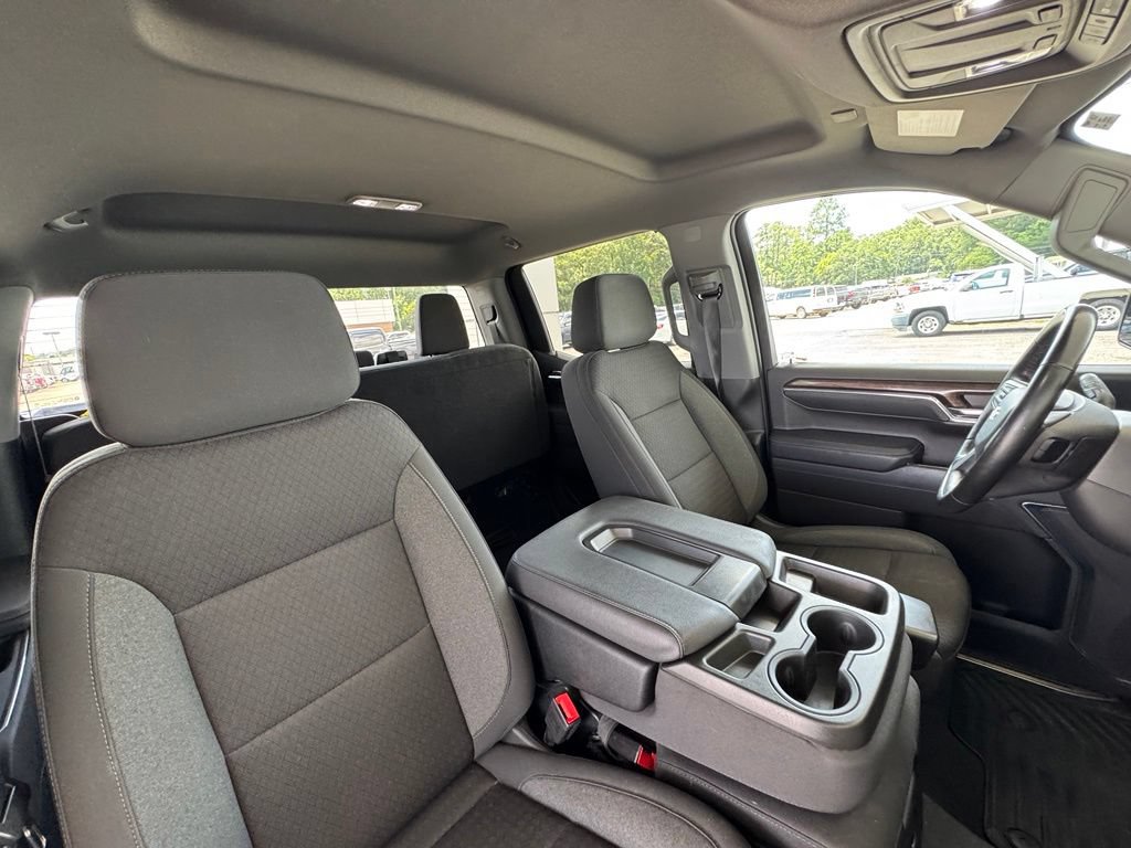 Used 2023 Chevrolet Silverado 1500 LT AWD/4WD image 19