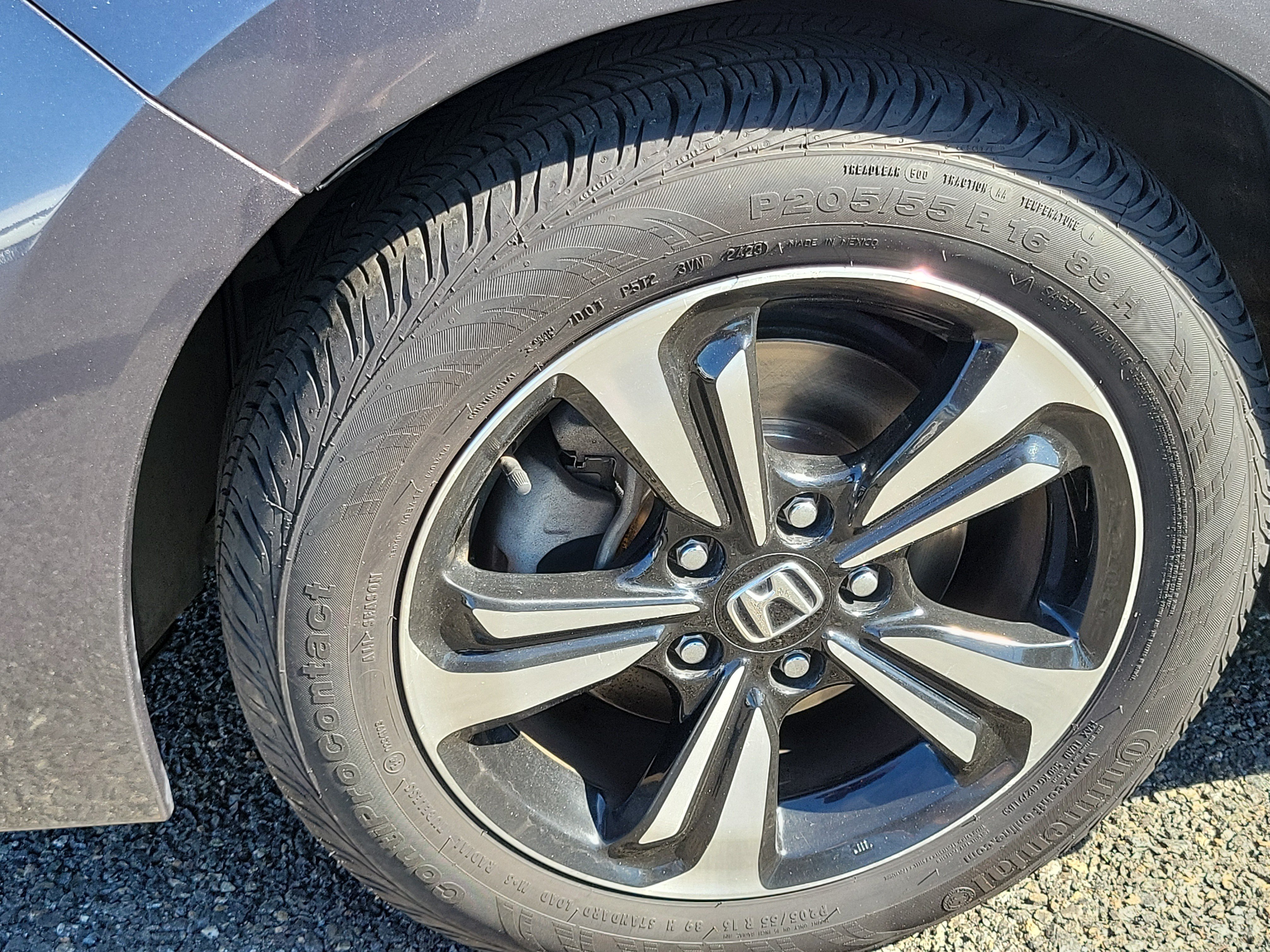 Used 2015 Honda Civic EX image 9