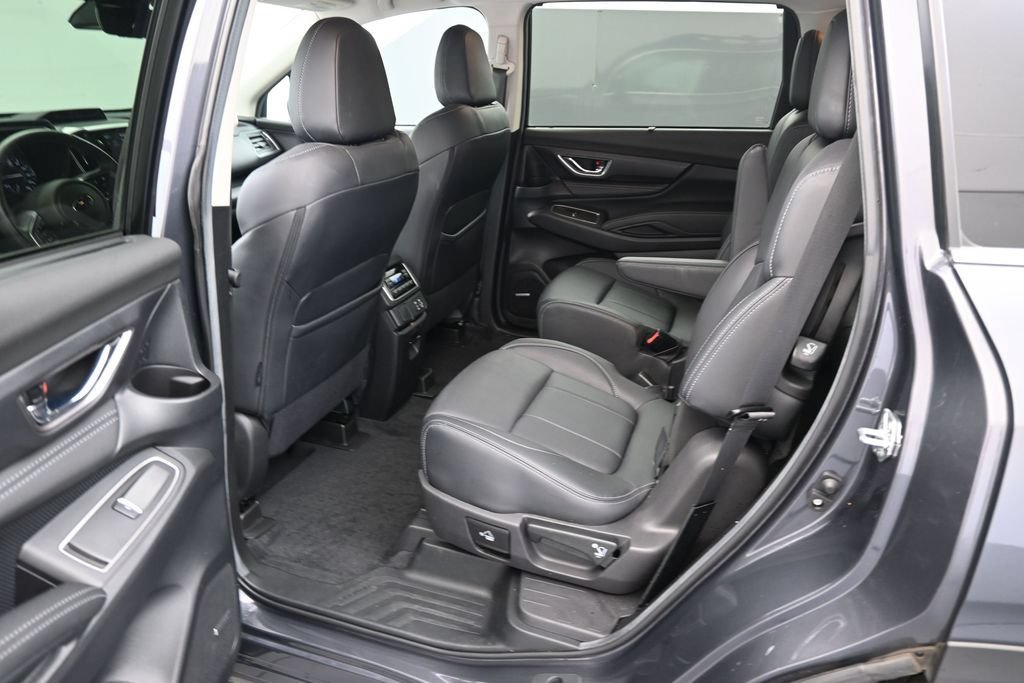 Used 2024 Subaru Ascent Limited w/ Technology Package AWD/4WD image 18