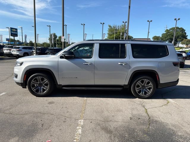 Used 2024 Jeep Wagoneer L Series II w/ Flexible Seating Group RWD image 6