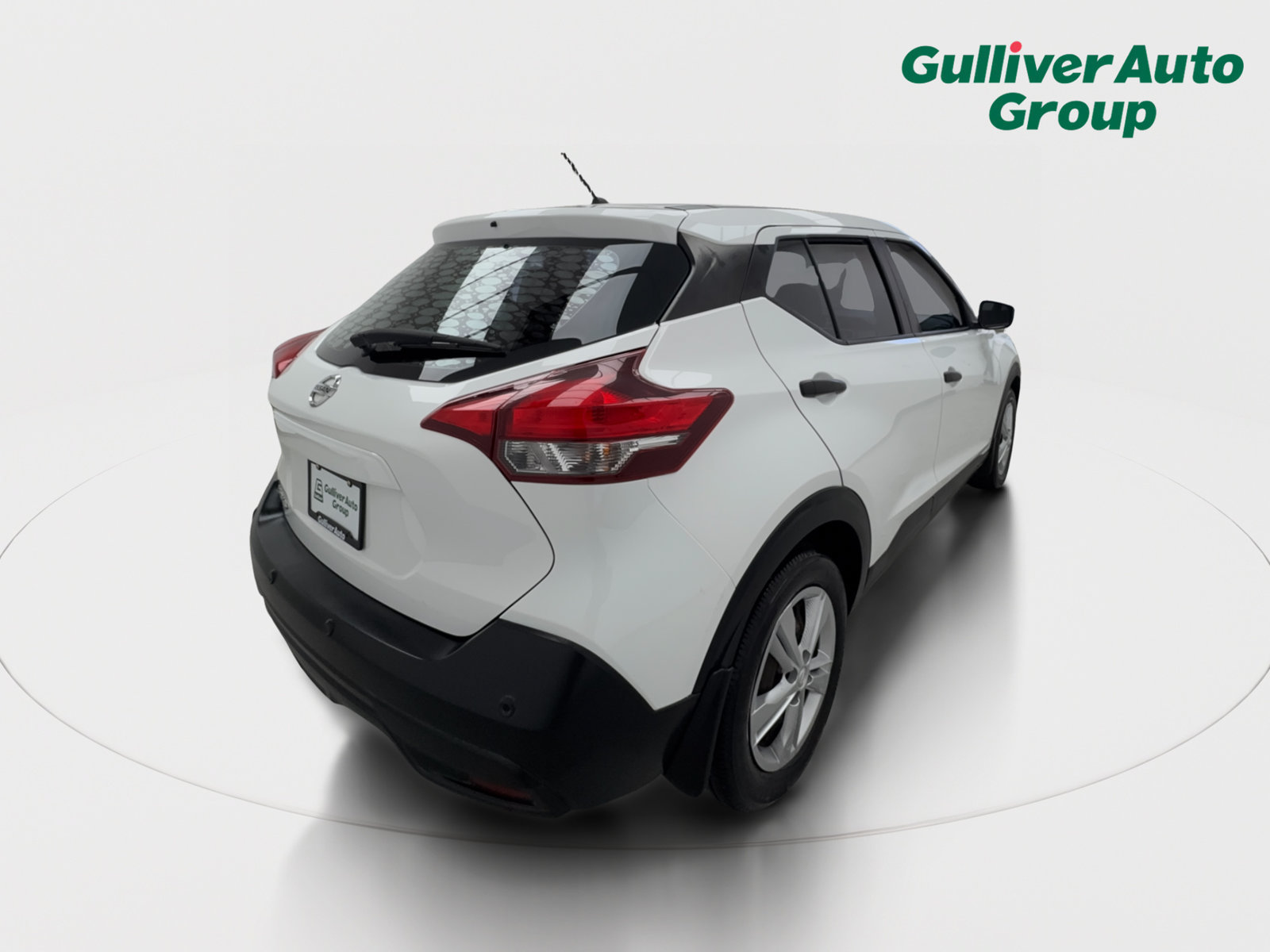 Used 2020 Nissan Kicks S FWD image 9