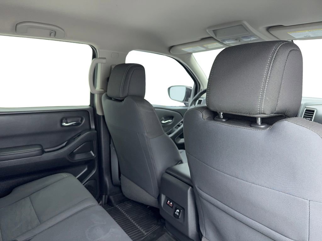 Used 2023 Nissan Frontier SV w/ SV Convenience Package image 49