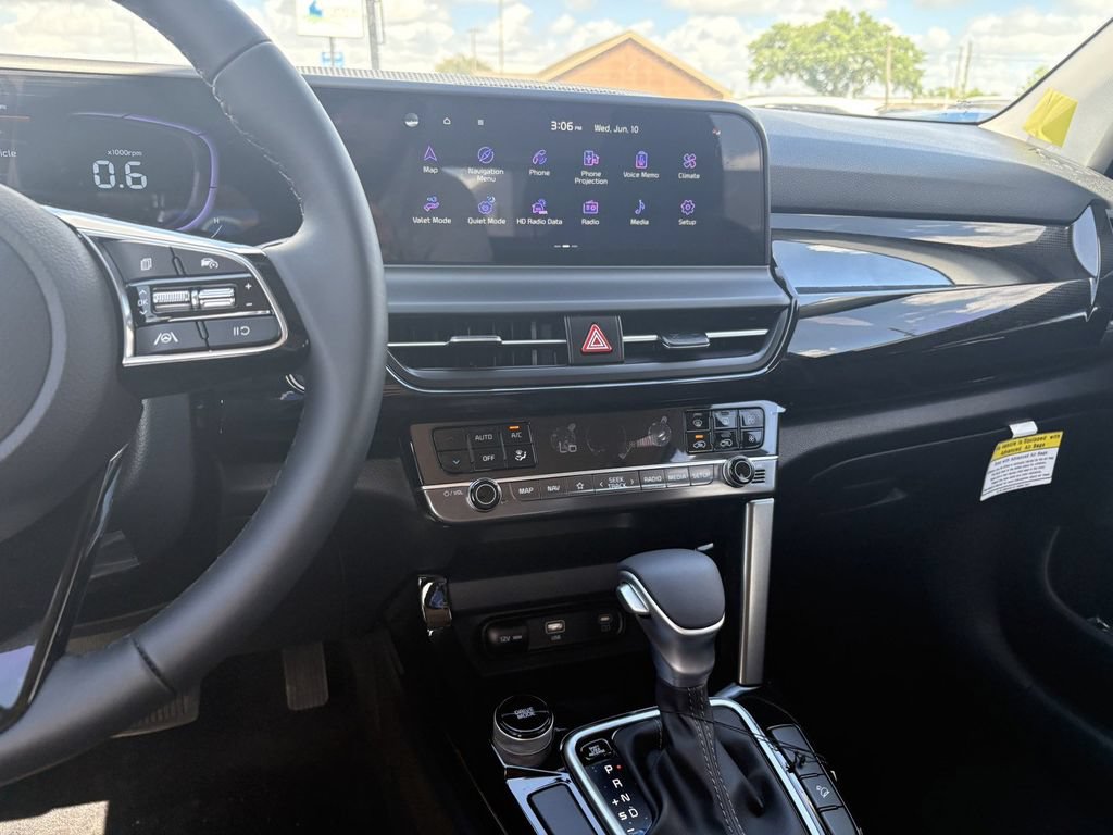 New 2026 Kia Seltos S FWD image 14