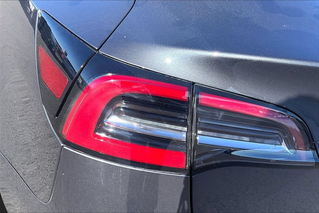 Used 2018 Tesla Model 3 Performance AWD/4WD image 29