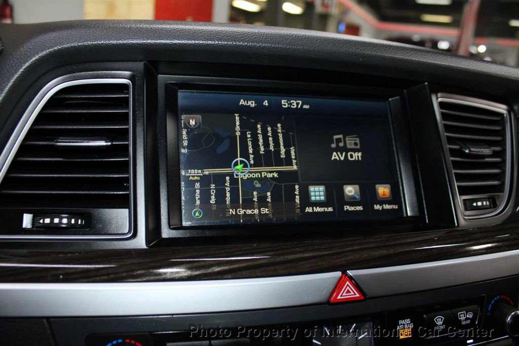 Used 2016 Hyundai Genesis 3.8 image 16