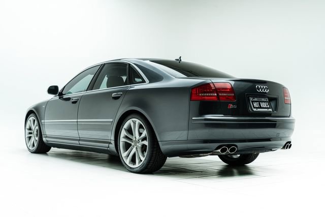 Used 2009 Audi S8 image 18
