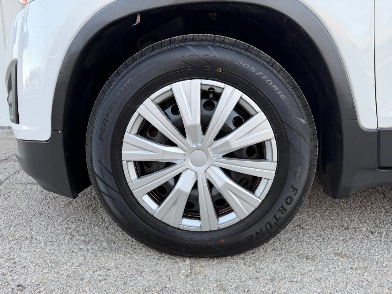 Used 2016 Chevrolet Trax LS image 14