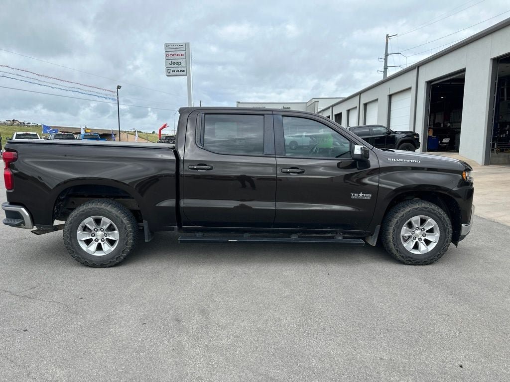 Used 2019 Chevrolet Silverado 1500 LT w/ Texas Edition RWD image 4