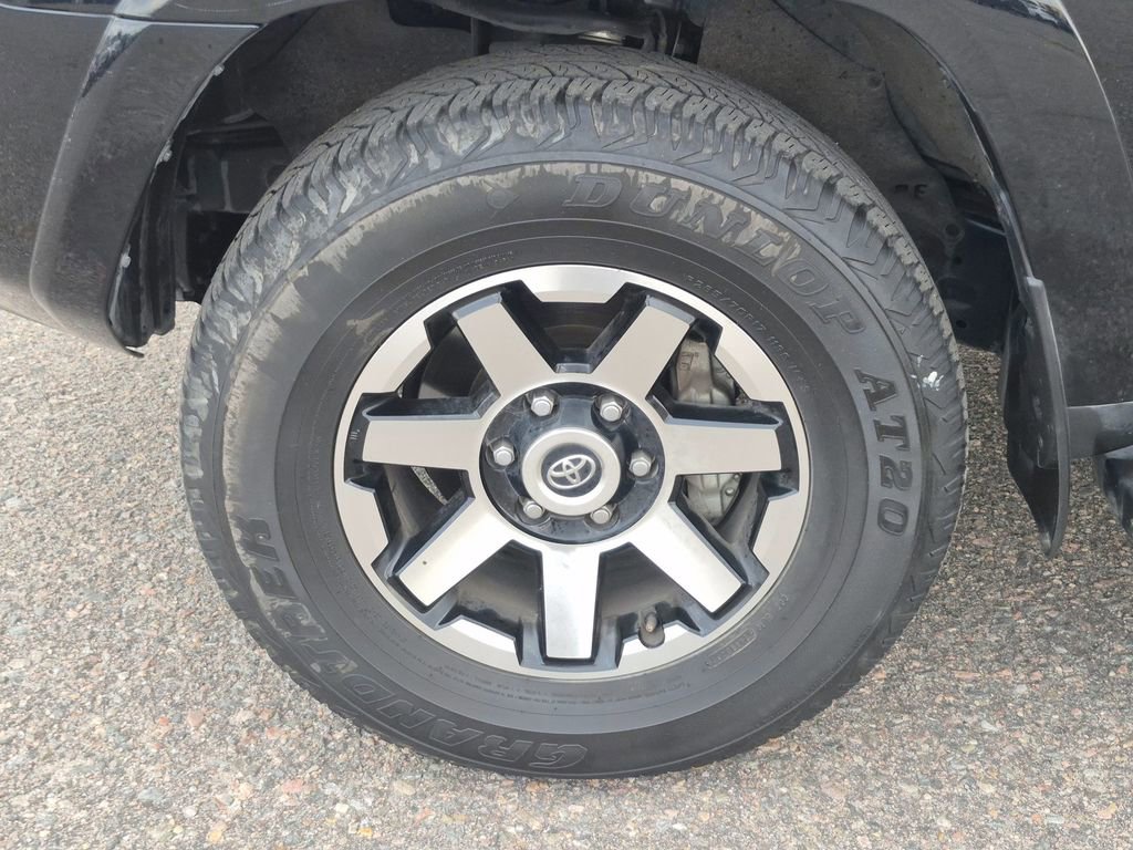 Used 2024 Toyota 4Runner TRD Off-Road Premium image 17