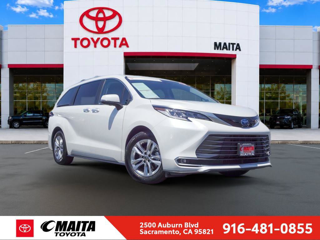 Certified 2023 Toyota Sienna Limited AWD/4WD image 1