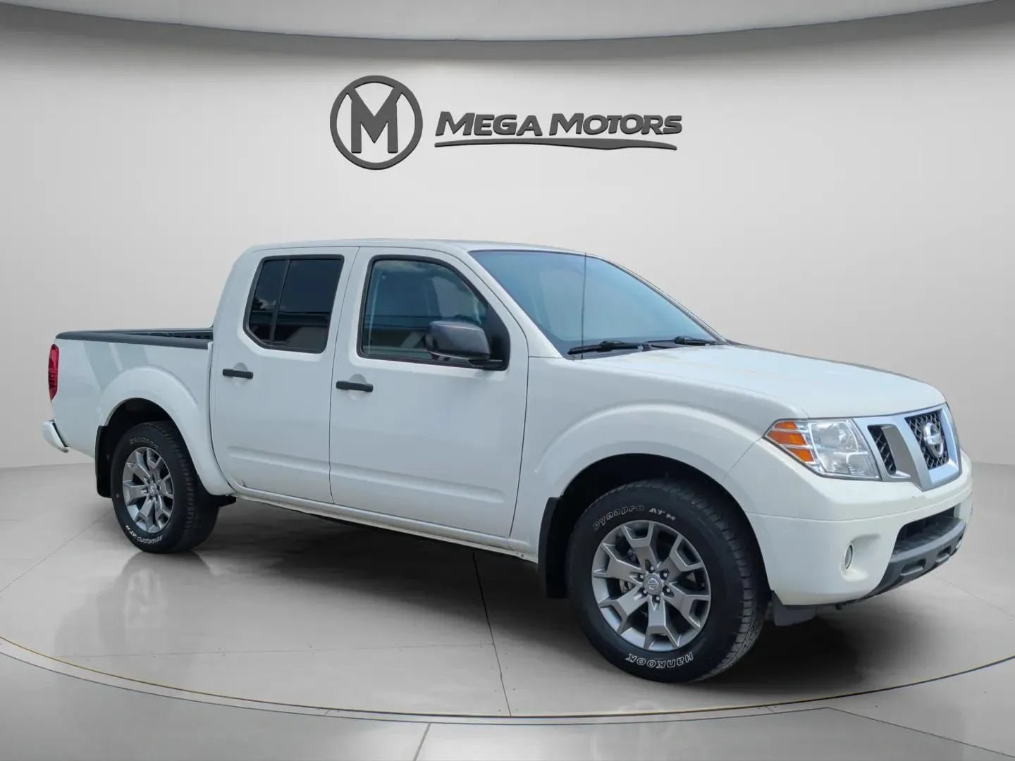 Used 2020 Nissan Frontier SV AWD/4WD image 10
