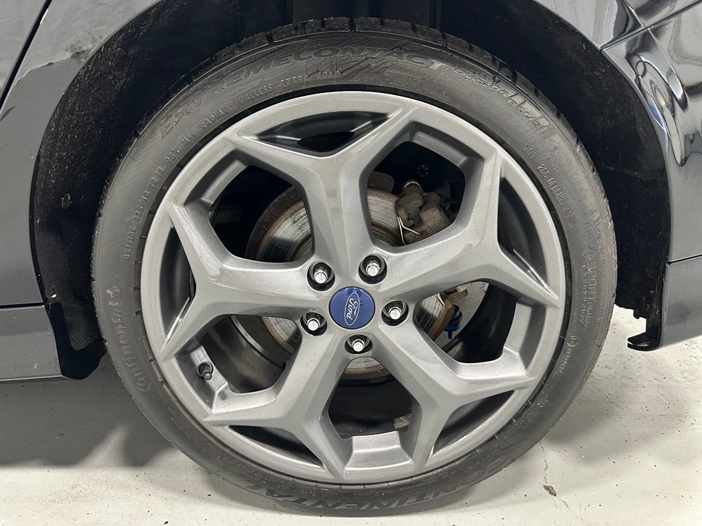 Used 2018 Ford Focus ST FWD image 57