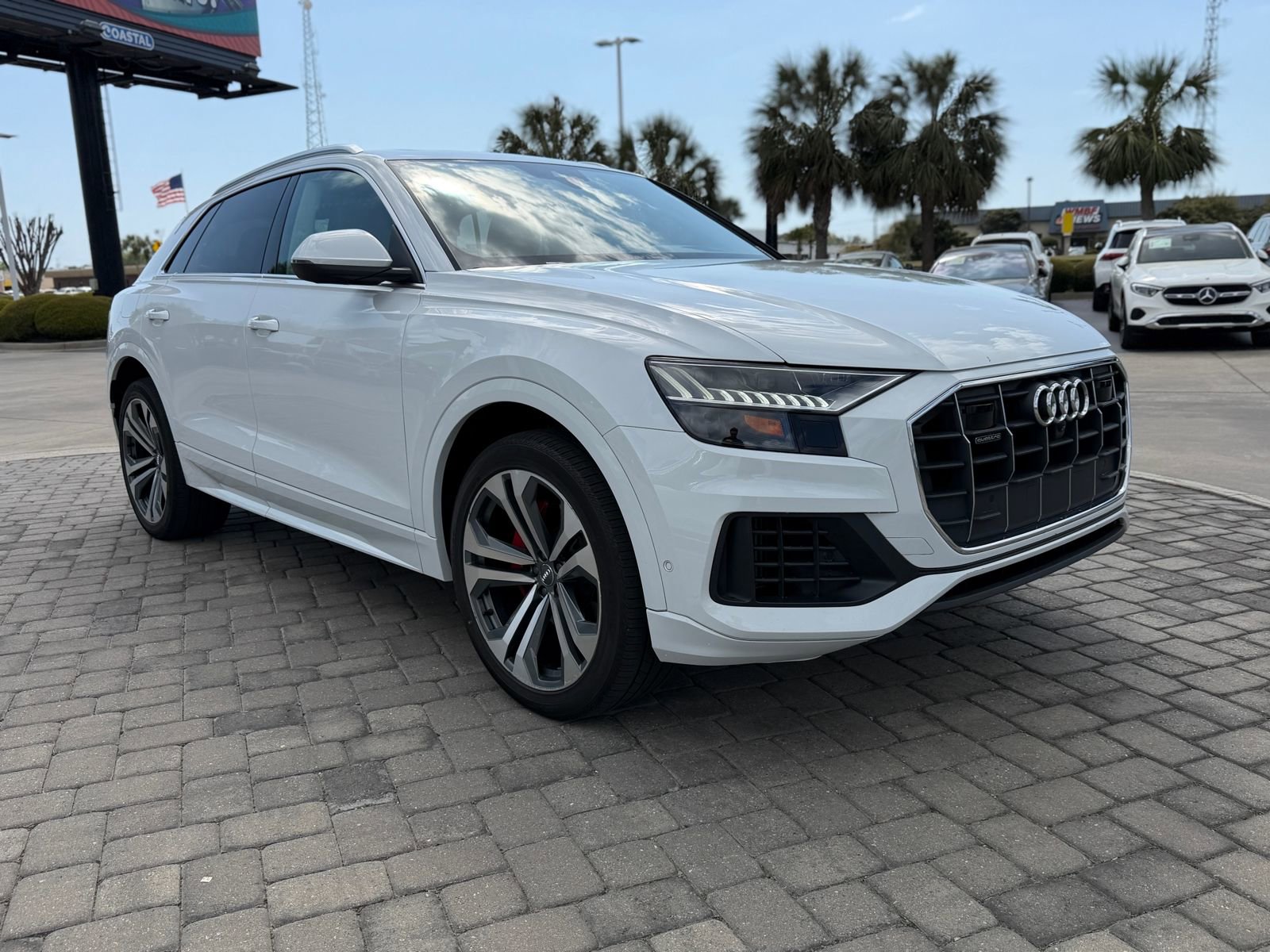 Used 2019 Audi Q8 Prestige image 7