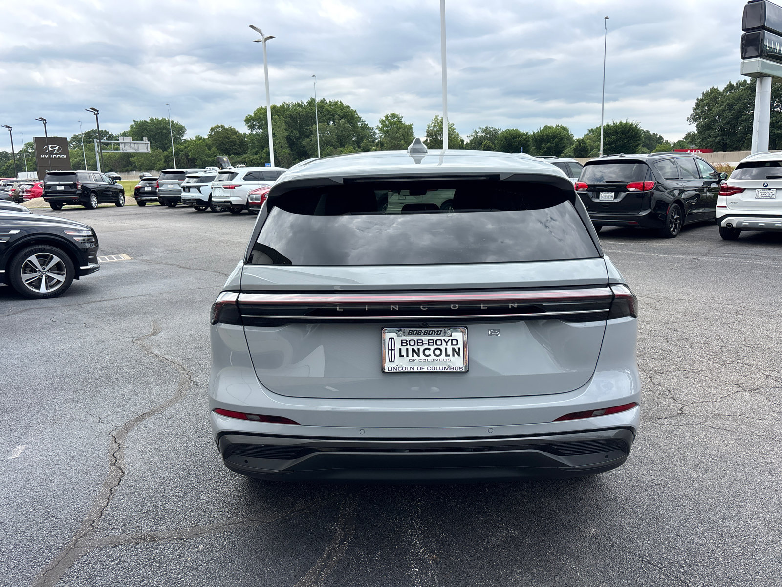 New 2026 Lincoln Nautilus Premier w/ Equipment Group 102A AWD/4WD image 6