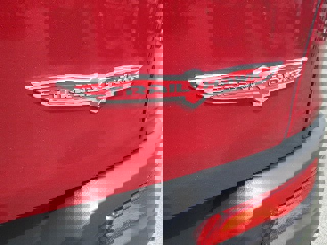 Used 2014 Jeep Cherokee Trailhawk w/ Technology Group image 7