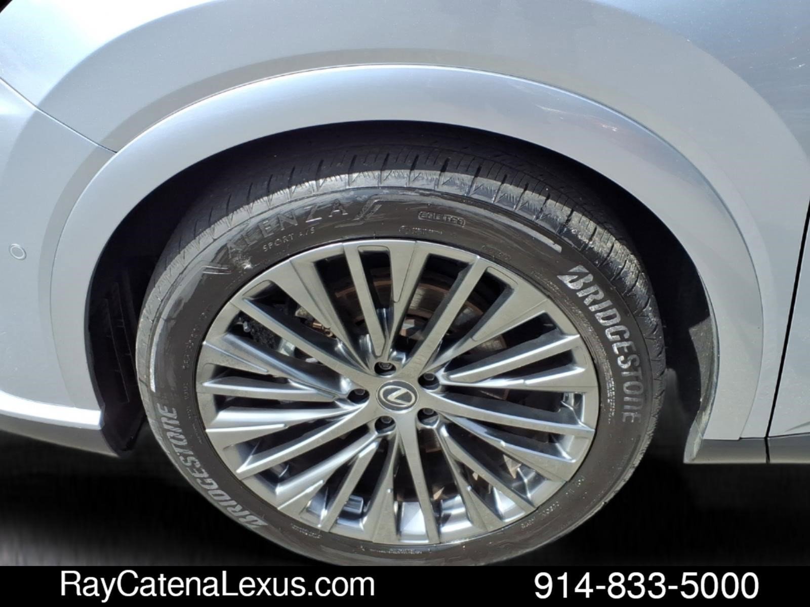 Certified 2024 Lexus RX 450h AWD w/ Convenience Package image 8