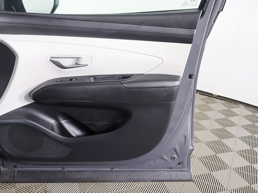 Certified 2026 Hyundai Tucson SE AWD/4WD image 19